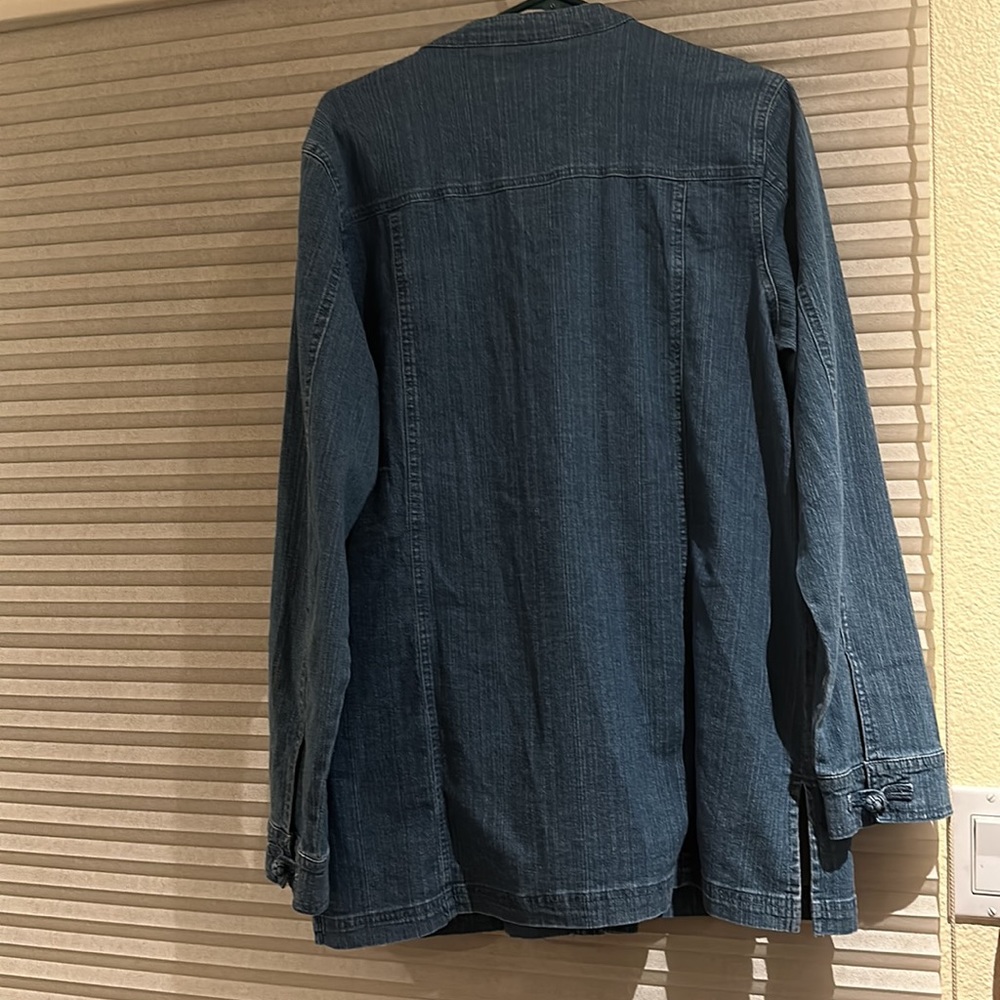 Light Jean jacket - Picture 3 of 4